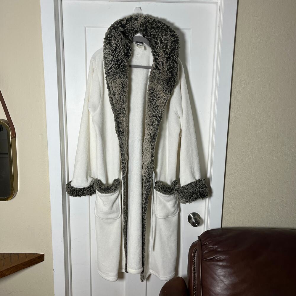 Pottery Barn Robe Faux Fur Trimmed White Gray L No Belt